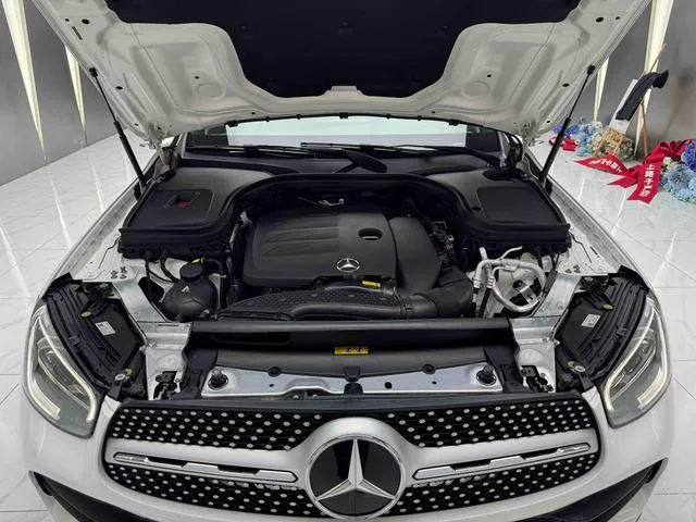 Mercedes-Benz GLC 2022 GLC 260 L 4MATIC Dinámico interior foto 17