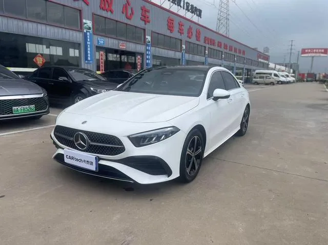 Mercedes-Benz A-Class 2023 A 200 L Sport Sedan Fashion Edition exterior photo 1 Mercedes-Benz A-Class 2023 A 200 L Sport Sedan Fashion Edition exterior photo 1