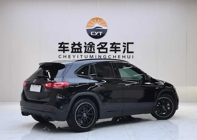 Mercedes-Benz GLA AMG 2021 AMG GLA 35 4MATIC extérieur photo 5