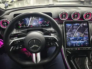 Mercedes-Benz C-Class 2024 C 260 L Edición deportiva Haoye interior foto 14 Mercedes-Benz C-Class 2024 C 260 L Edición deportiva Haoye interior foto 14