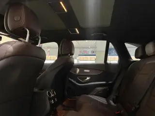 Mercedes-Benz GLC 2021 GLC 260 L 4MATIC Type de luxe intérieur photo 7