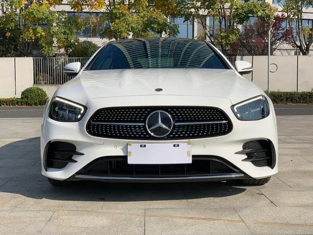 Mercedes-Benz E-Class (Imported) 2023 Restyling E 260 Coupe exterior photo 2 Mercedes-Benz E-Class (Imported) 2023 Restyling E 260 Coupe exterior photo 2
