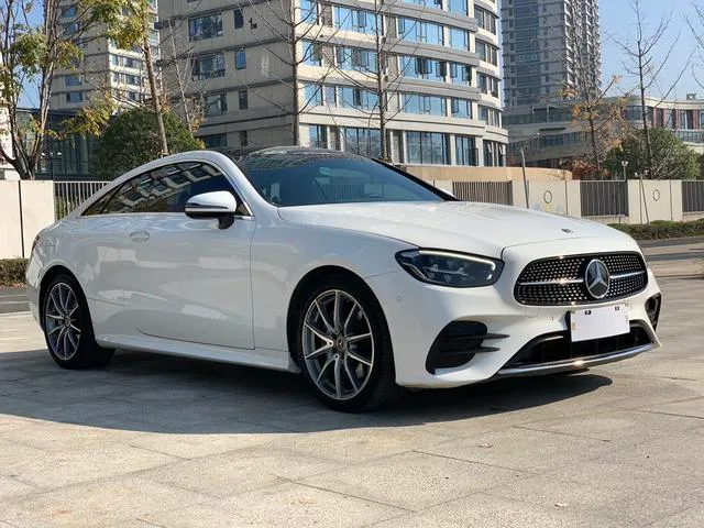 Mercedes-Benz E-Class (Imported) 2023 Restyling E 260 Coupe exterior photo 3 Mercedes-Benz E-Class (Imported) 2023 Restyling E 260 Coupe exterior photo 3