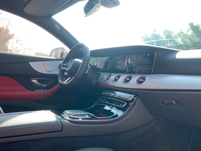 Mercedes-Benz E-Class (Imported) 2023 Restyling E 260 Coupe interior photo 13 Mercedes-Benz E-Class (Imported) 2023 Restyling E 260 Coupe interior photo 13