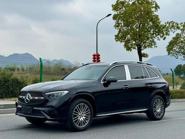 Mercedes-Benz GLC 2024 GLC 300 L 4MATIC Dynamic 7 seat exterior photo 1 Mercedes-Benz GLC 2024 GLC 300 L 4MATIC Dynamic 7 seat exterior photo 1