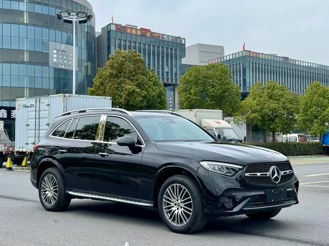 Mercedes-Benz GLC 2024 GLC 300 L 4MATIC Dynamic 7 seat exterior photo 3 Mercedes-Benz GLC 2024 GLC 300 L 4MATIC Dynamic 7 seat exterior photo 3