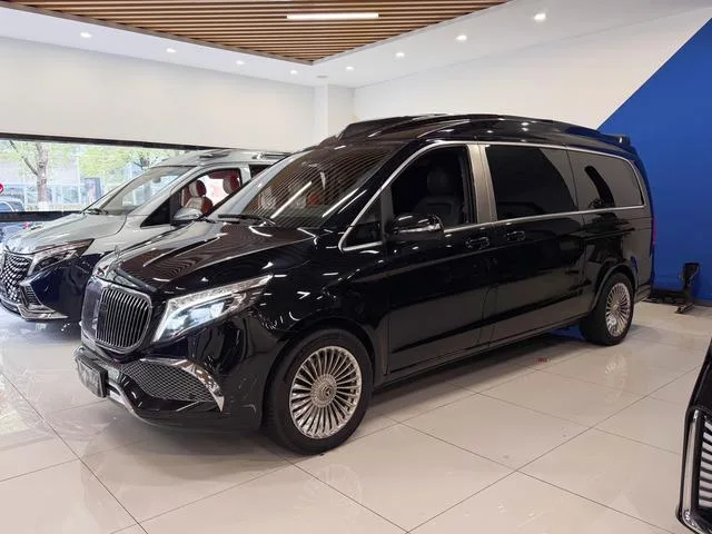 Mercedes-Benz V-Class 2022 V 260 L Long Wheelbase Deluxe Edition exterior photo 1 Mercedes-Benz V-Class 2022 V 260 L Long Wheelbase Deluxe Edition exterior photo 1