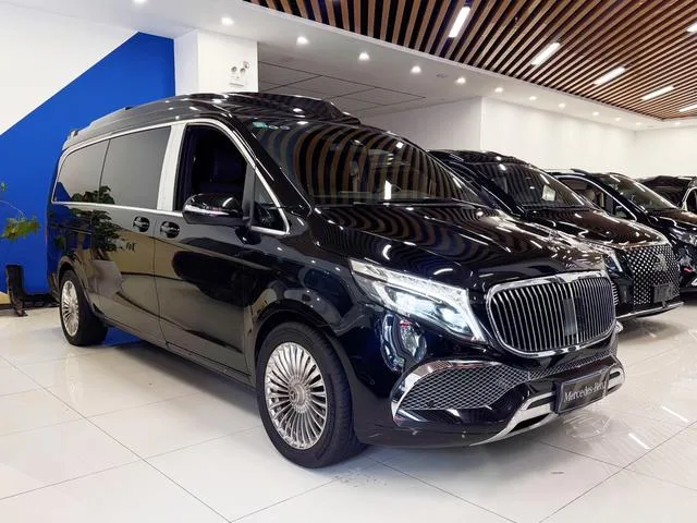 Mercedes-Benz V-Class 2022 V 260 L Long Wheelbase Deluxe Edition exterior photo 3 Mercedes-Benz V-Class 2022 V 260 L Long Wheelbase Deluxe Edition exterior photo 3