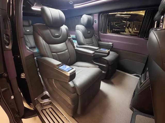 Mercedes-Benz V-Class 2022 V 260 L Long Wheelbase Deluxe Edition exterior photo 5 Mercedes-Benz V-Class 2022 V 260 L Long Wheelbase Deluxe Edition exterior photo 5