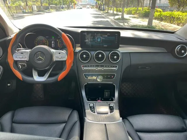 Mercedes-Benz C-Class 2021 C 260 L Sports Star Yao Zhen Tibetan Edition interior photo 8 Mercedes-Benz C-Class 2021 C 260 L Sports Star Yao Zhen Tibetan Edition interior photo 8