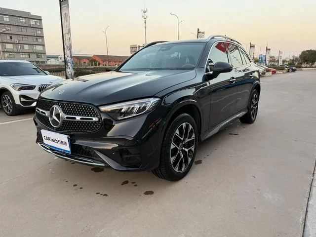 Mercedes-Benz GLC 2024 GLC 260 L 4MATIC Luxury type 5 seat exterior photo 1 Mercedes-Benz GLC 2024 GLC 260 L 4MATIC Luxury type 5 seat exterior photo 1