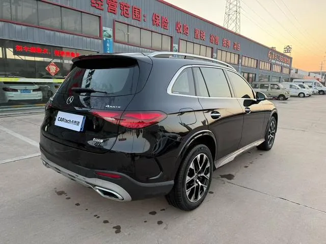 Mercedes-Benz GLC 2024 GLC 260 L 4MATIC Luxury type 5 seat interior photo 9 Mercedes-Benz GLC 2024 GLC 260 L 4MATIC Luxury type 5 seat interior photo 9