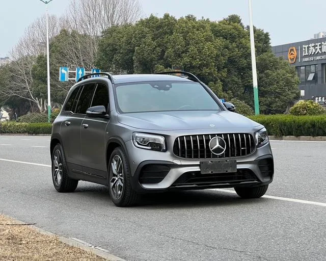 Mercedes-Benz GLB AMG 2023 AMG GLB 35 4MATIC exterior photo 3 Mercedes-Benz GLB AMG 2023 AMG GLB 35 4MATIC exterior photo 3