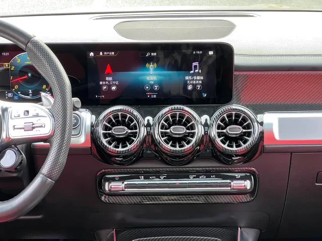Mercedes-Benz GLB AMG 2023 AMG GLB 35 4MATIC interior photo 15 Mercedes-Benz GLB AMG 2023 AMG GLB 35 4MATIC interior photo 15