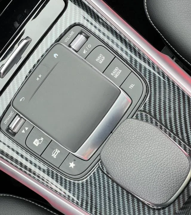 Mercedes-Benz GLB AMG 2023 AMG GLB 35 4MATIC interior photo 16 Mercedes-Benz GLB AMG 2023 AMG GLB 35 4MATIC interior photo 16