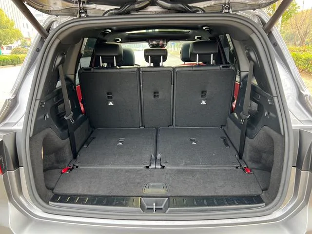 Mercedes-Benz GLB AMG 2023 AMG GLB 35 4MATIC interior photo 18 Mercedes-Benz GLB AMG 2023 AMG GLB 35 4MATIC interior photo 18
