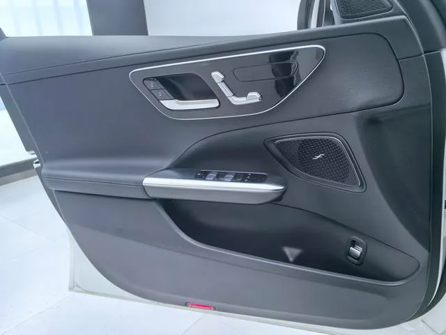 Mercedes-Benz C-Class 2022 Reforma C 260 L Versión deportiva interior foto 17 Mercedes-Benz C-Class 2022 Reforma C 260 L Versión deportiva interior foto 17