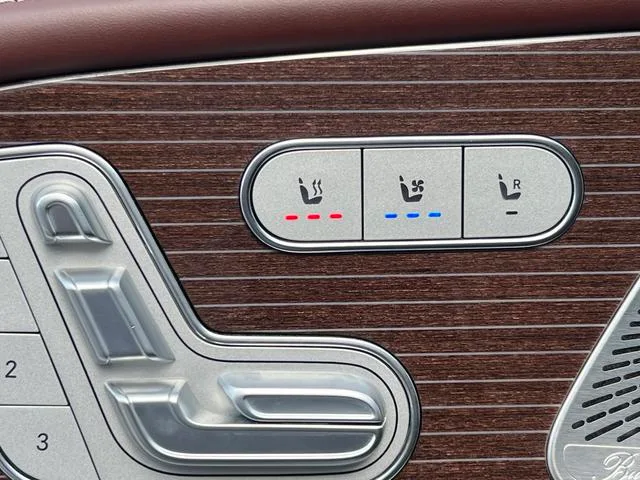 Mercedes-Benz Maybach GLS 2021 GLS 600 4MATIC Ritual and Music Edition interior photo 20 Mercedes-Benz Maybach GLS 2021 GLS 600 4MATIC Ritual and Music Edition interior photo 20