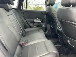 Mercedes-Benz GLA 2023 GLA 220 interior photo 10 Mercedes-Benz GLA 2023 GLA 220 interior photo 10