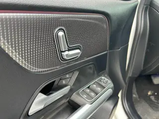 Mercedes-Benz GLA 2023 GLA 220 interior photo 15 Mercedes-Benz GLA 2023 GLA 220 interior photo 15