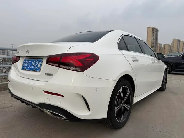 Mercedes-Benz A-Class 2023 A 200 L Sport Sedan Fashion Edition exterior photo 6 Mercedes-Benz A-Class 2023 A 200 L Sport Sedan Fashion Edition exterior photo 6