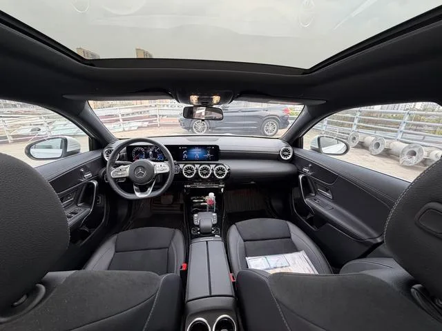 Mercedes-Benz A-Class 2023 A 200 L Sport Sedan Fashion Edition interior photo 13 Mercedes-Benz A-Class 2023 A 200 L Sport Sedan Fashion Edition interior photo 13