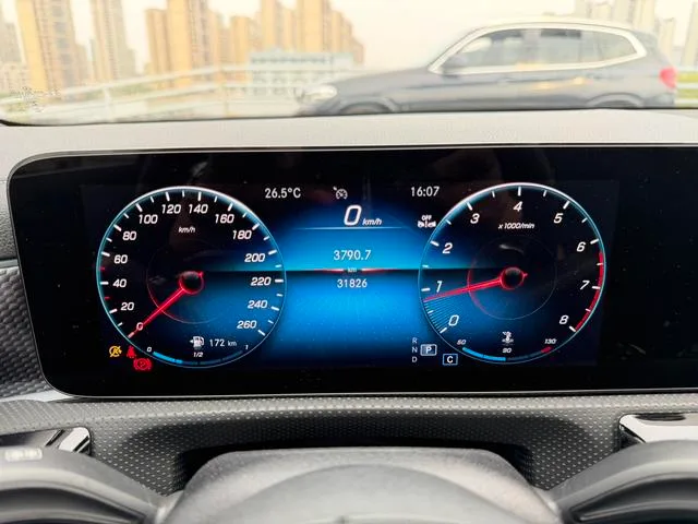 Mercedes-Benz A-Class 2023 A 200 L Sport Sedan Fashion Edition interior photo 16 Mercedes-Benz A-Class 2023 A 200 L Sport Sedan Fashion Edition interior photo 16