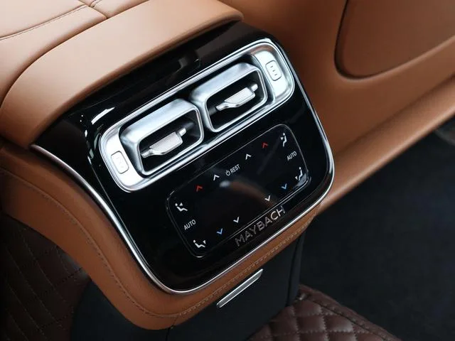 Mercedes-Benz Mercedes-Maybach S-Class 2023 S 480 4MATIC exterior foto 10 Mercedes-Benz Mercedes-Maybach S-Class 2023 S 480 4MATIC exterior foto 10