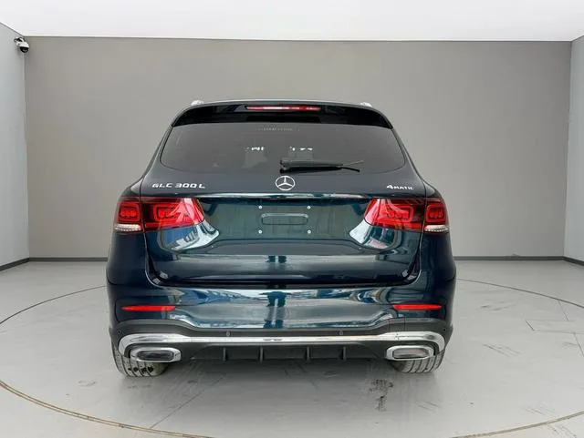 Mercedes-Benz GLC 2022 Restyling GLC 300 L 4MATIC Dynamic exterior photo 4 Mercedes-Benz GLC 2022 Restyling GLC 300 L 4MATIC Dynamic exterior photo 4