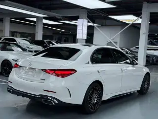 Mercedes-Benz C-Class 2023 Reforma C 260 L Versión deportiva interior foto 7 Mercedes-Benz C-Class 2023 Reforma C 260 L Versión deportiva interior foto 7