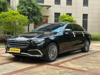 Mercedes-Benz E-Class 2023 Restyling E 300 L Luxury type Passenger car exterior photo 1 Mercedes-Benz E-Class 2023 Restyling E 300 L Luxury type Passenger car exterior photo 1