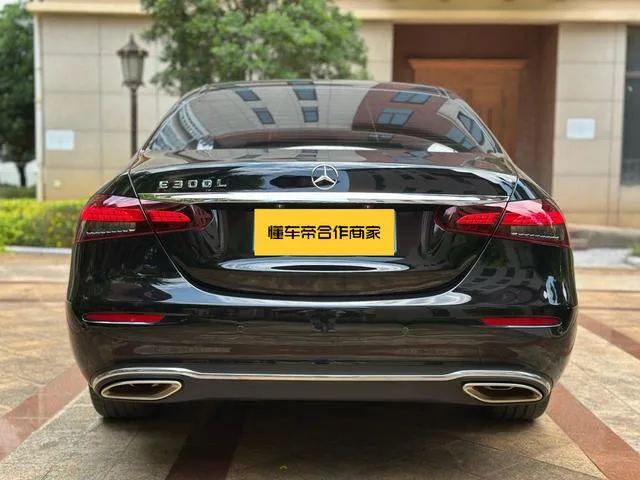 Mercedes-Benz E-Class 2023 Restyling E 300 L Luxury type Passenger car exterior photo 5 Mercedes-Benz E-Class 2023 Restyling E 300 L Luxury type Passenger car exterior photo 5