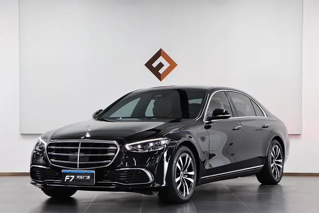 Mercedes-Benz S-Class 2023 S 400 L Luxury type exterior photo 1 Mercedes-Benz S-Class 2023 S 400 L Luxury type exterior photo 1