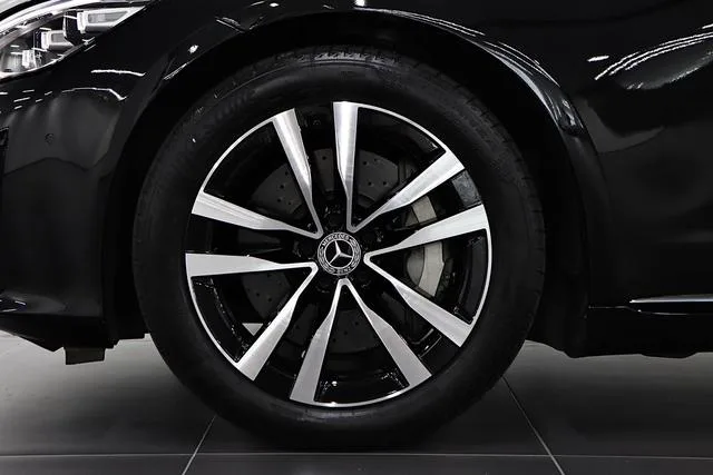 Mercedes-Benz S-Class 2023 S 400 L Luxury type exterior photo 8 Mercedes-Benz S-Class 2023 S 400 L Luxury type exterior photo 8