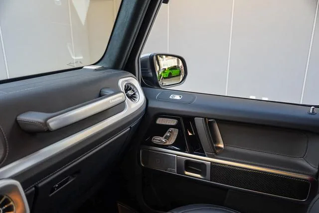 Mercedes-Benz Mercedes-AMG G-Class 2022 AMG G 63 intérieur photo 10