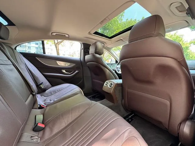 Mercedes-Benz CLS 2021 CLS 300 Dynamic interior photo 15 Mercedes-Benz CLS 2021 CLS 300 Dynamic interior photo 15