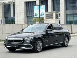 Mercedes-Benz E-Class 2023 E 300 L Fashionable Passenger car exterior photo 1 Mercedes-Benz E-Class 2023 E 300 L Fashionable Passenger car exterior photo 1