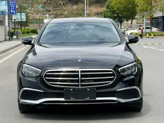 Mercedes-Benz E-Class 2023 E 300 L Fashionable Passenger car exterior photo 2 Mercedes-Benz E-Class 2023 E 300 L Fashionable Passenger car exterior photo 2
