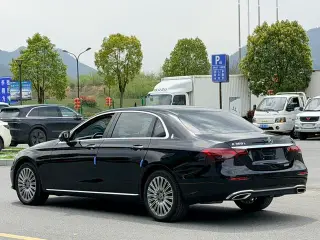 Mercedes-Benz E-Class 2023 E 300 L Fashionable Passenger car exterior photo 6 Mercedes-Benz E-Class 2023 E 300 L Fashionable Passenger car exterior photo 6