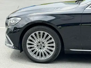 Mercedes-Benz E-Class 2023 E 300 L Fashionable Passenger car exterior photo 7 Mercedes-Benz E-Class 2023 E 300 L Fashionable Passenger car exterior photo 7