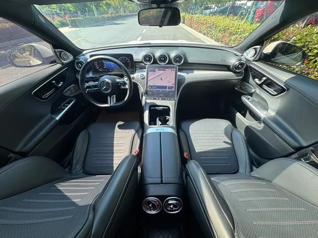 Mercedes-Benz C-Class 2022 C 260 L Sports version exterior photo 5 Mercedes-Benz C-Class 2022 C 260 L Sports version exterior photo 5