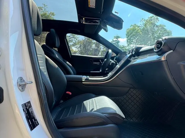 Mercedes-Benz C-Class 2022 C 260 L Sports version interior photo 15 Mercedes-Benz C-Class 2022 C 260 L Sports version interior photo 15