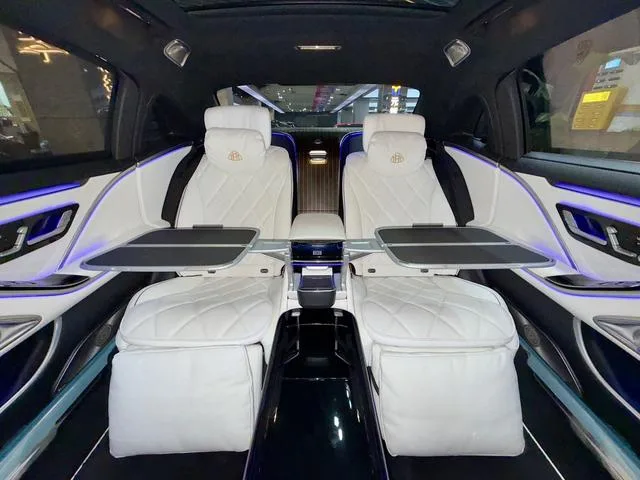 Mercedes-Benz Mercedes-Maybach S-Class 2022 S 680 4MATIC Originality Gao Ding First Edition exterior photo 6 Mercedes-Benz Mercedes-Maybach S-Class 2022 S 680 4MATIC Originality Gao Ding First Edition exterior photo 6