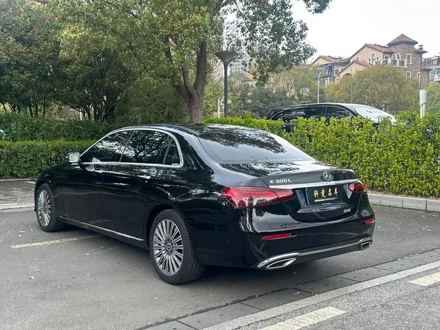 Mercedes-Benz E-Class 2023 Restyling E 300 L Luxury type Passenger car exterior photo 4