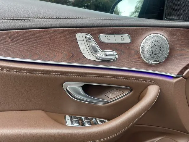 Mercedes-Benz E-Class 2023 Restyling E 300 L Luxury type Passenger car exterior photo 9