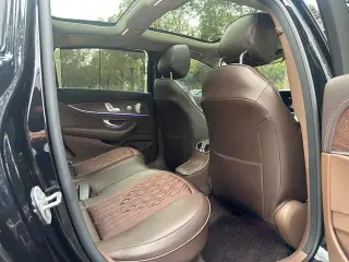Mercedes-Benz E-Class 2023 Restyling E 300 L Luxury type Passenger car interior photo 13