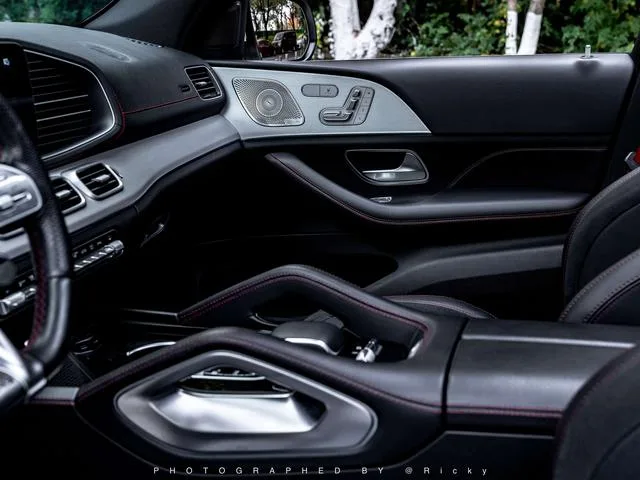 Mercedes-Benz GLE AMG 2022 AMG GLE 53 4MATIC interior photo 8