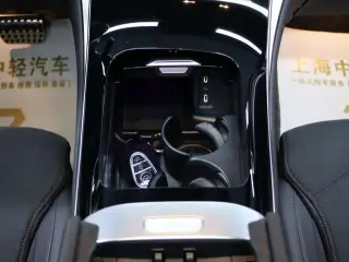 Mercedes-Benz GLC AMG 2024 AMG GLC 43 4MATIC interior photo 20 Mercedes-Benz GLC AMG 2024 AMG GLC 43 4MATIC interior photo 20