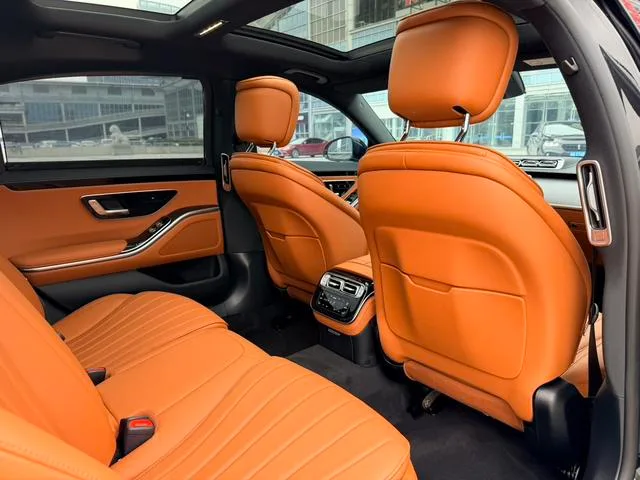 Mercedes-Benz S-Class 2023 S 400 L Tipo de negocio interior foto 10