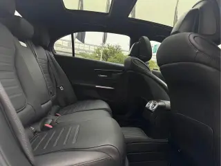 Mercedes-Benz C-Class 2022 C 260 L Sports version interior photo 10 Mercedes-Benz C-Class 2022 C 260 L Sports version interior photo 10